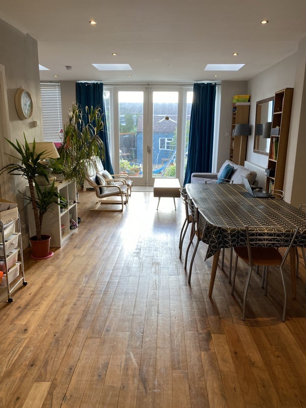 Room Uffington Road in Greater London