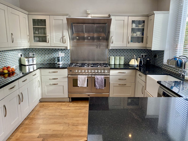 Room Uffington Road in Greater London