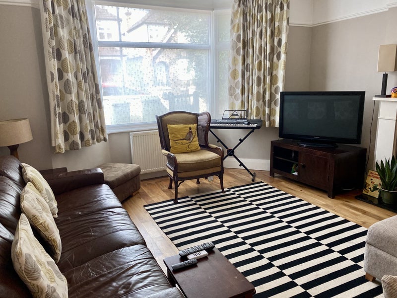 Room Uffington Road in Greater London