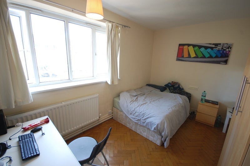 Room St. John's Drive in Greater London