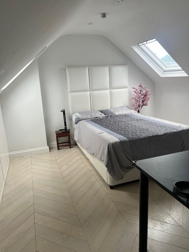 Room Albury Drive in Greater London