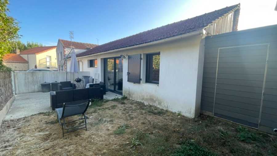 Maison Rue d'Aizenay à La Roche-sur-Yon