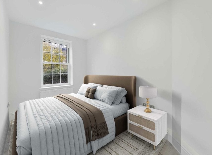 Flat Hortensia Road in Greater London