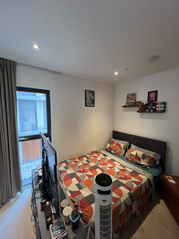 Room Elis Way in Greater London