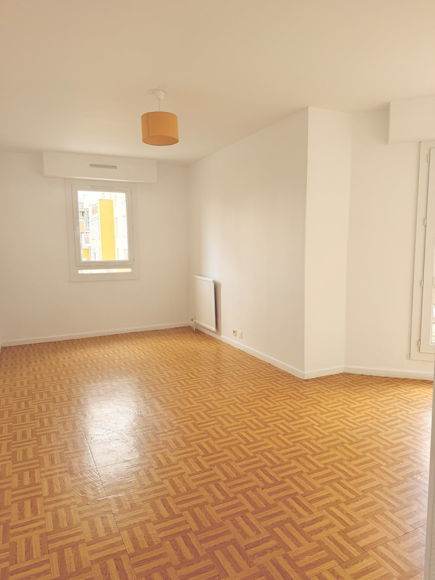 Appartement Rue Pierre et Marie Curie à Évry