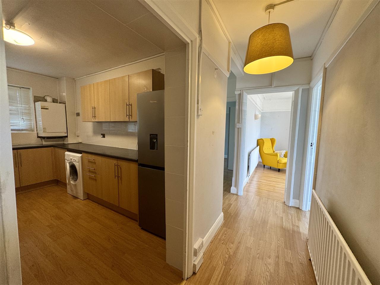 Flat Pinner Road in Greater London