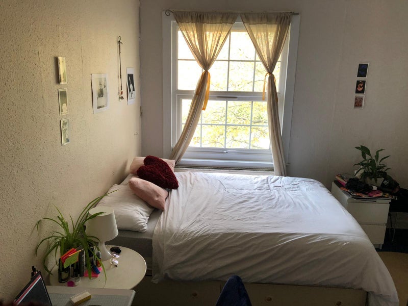 Room Braybrook Street in Greater London