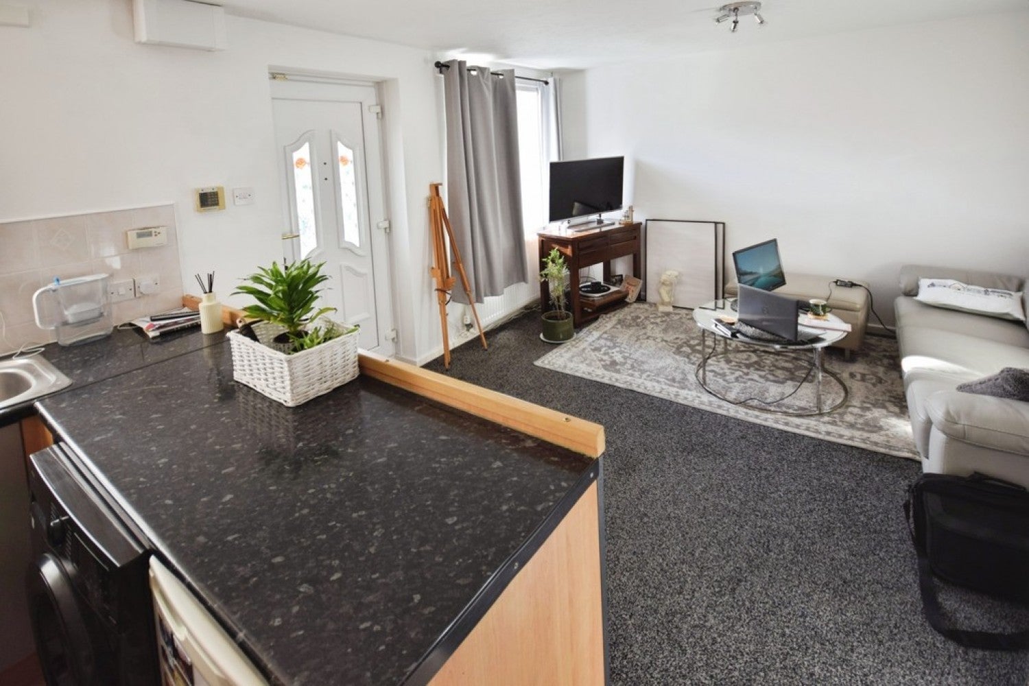 House Winterside Close in Newcastle-under-Lyme
