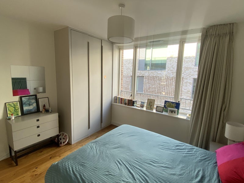 Room Cloud Street in Greater London