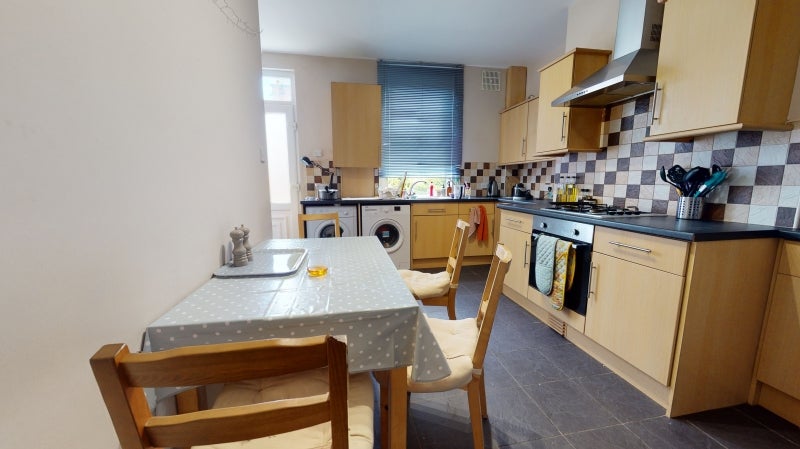 House Mayville Place in Leeds