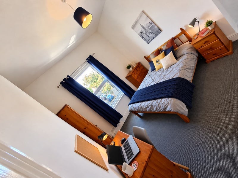 Room Hind Street in Preston