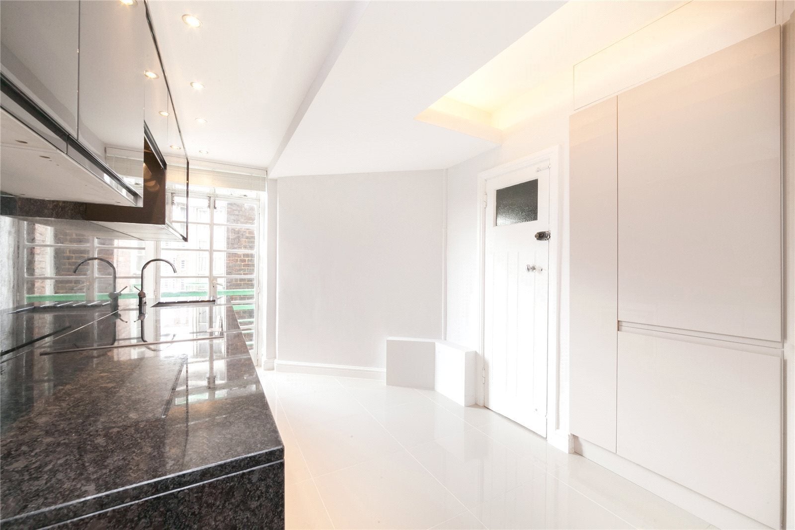 Flat Marylebone Road in City of Westminster