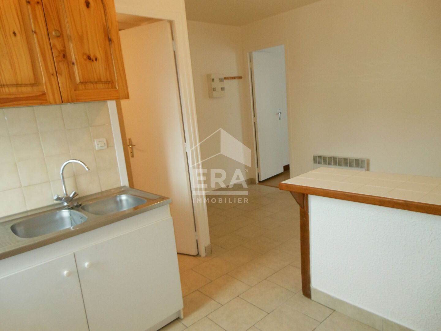 Appartement Rue Jude de Cresne à Ozouer-le-Voulgis