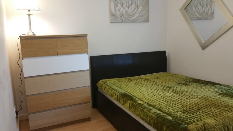 Room Fouracres Road in Newcastle upon Tyne