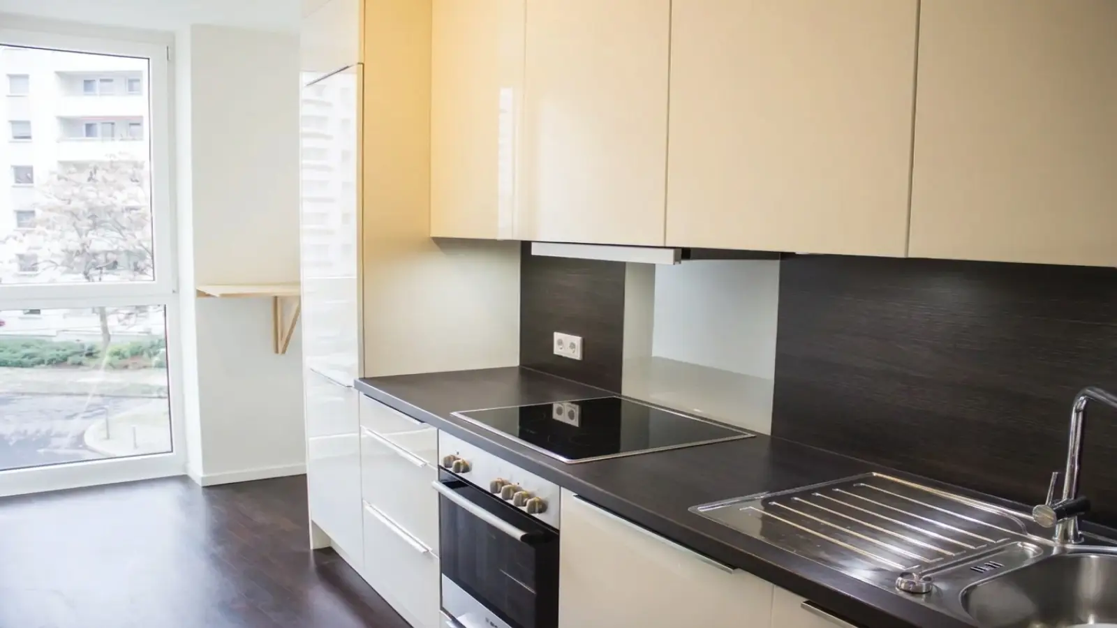 Wohnung Bernhard-Weiß-Straße in Berlin