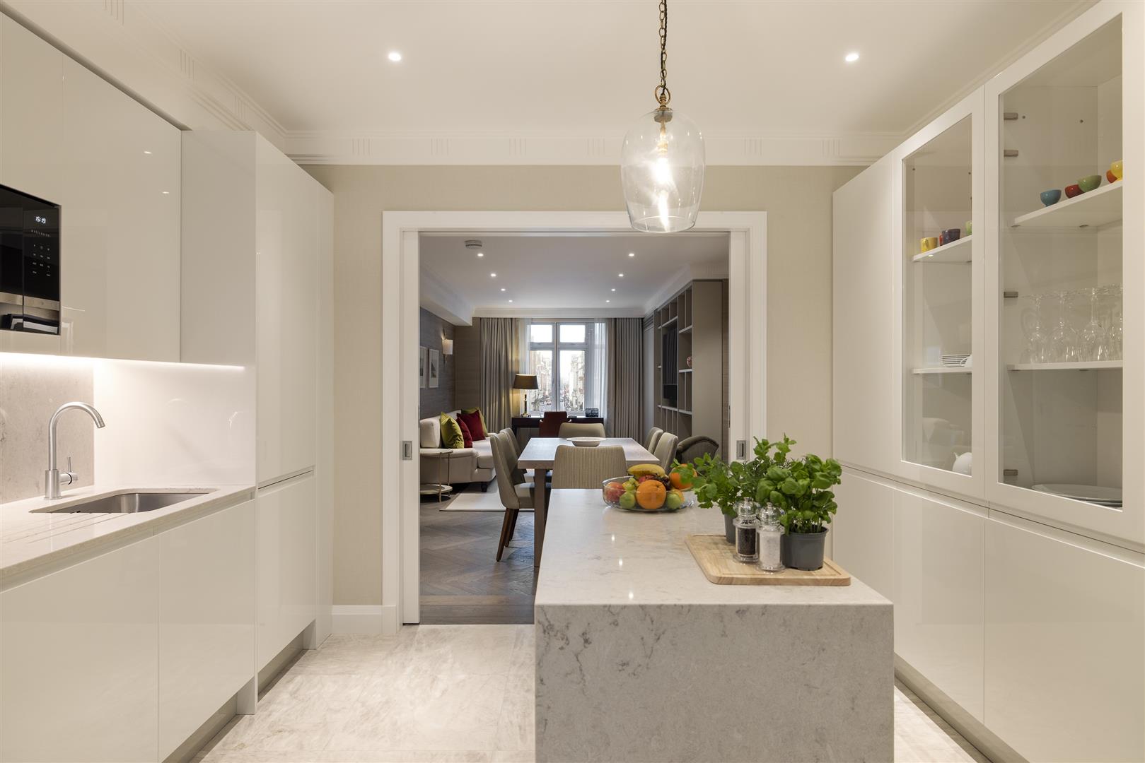 Flat Park Lane in City of Westminster