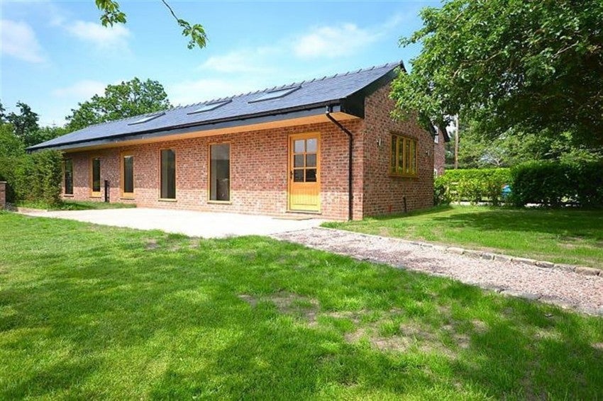 House Chelford Lane in Over Peover