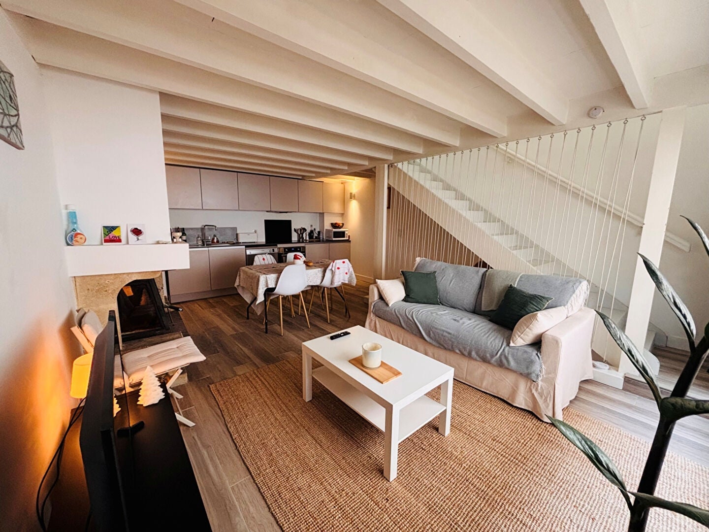 Appartement Place Gambetta à Bordeaux
