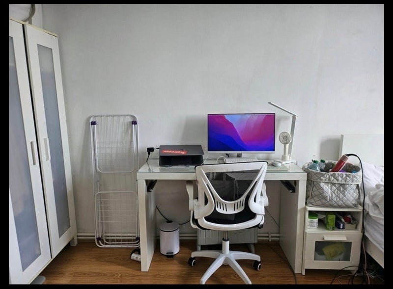 Room Peerless Street in Greater London