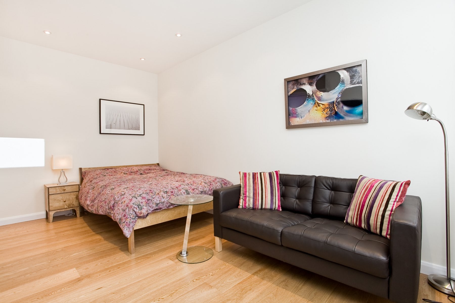 Flat Newington Causeway in Greater London