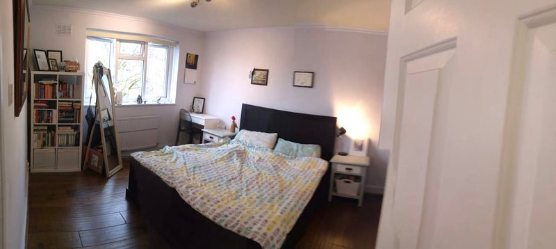 Room Battersea High Street in Greater London