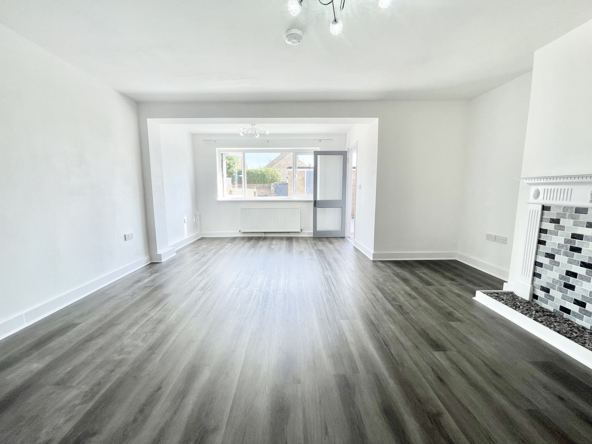 House Rowlands Close in Cheshunt