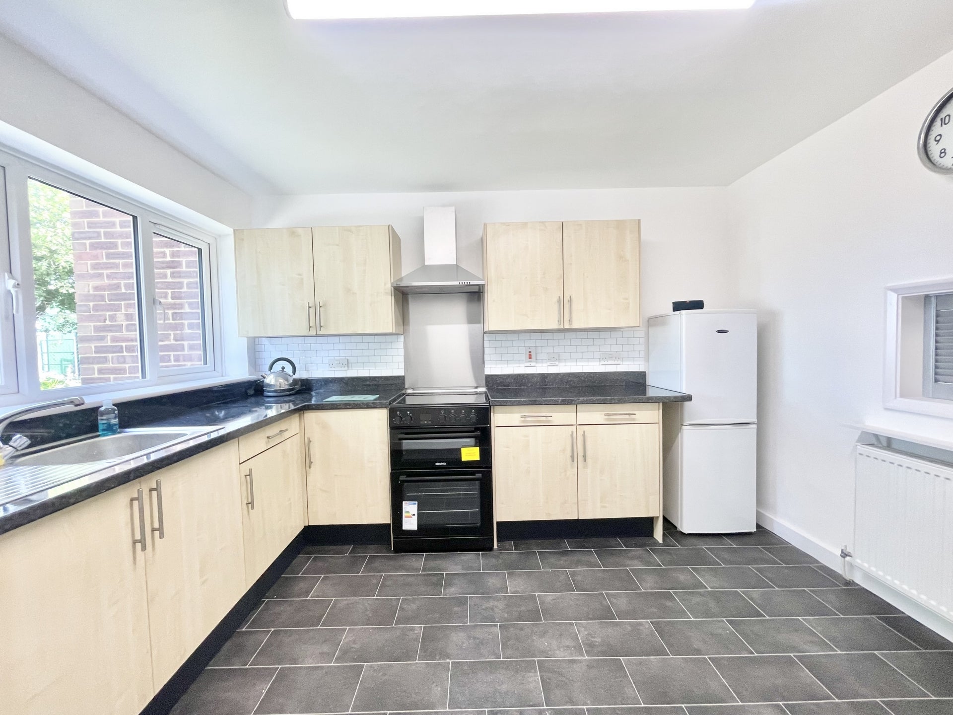 House Rowlands Close in Cheshunt