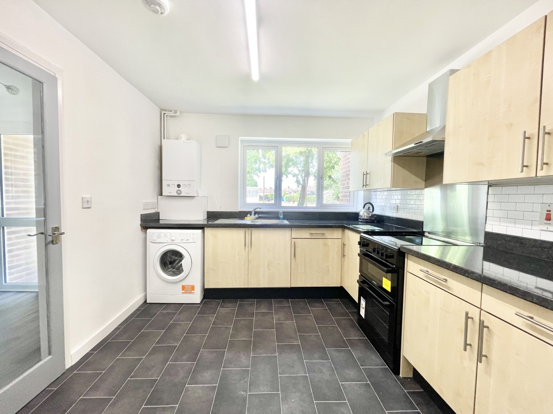 House Rowlands Close in Cheshunt