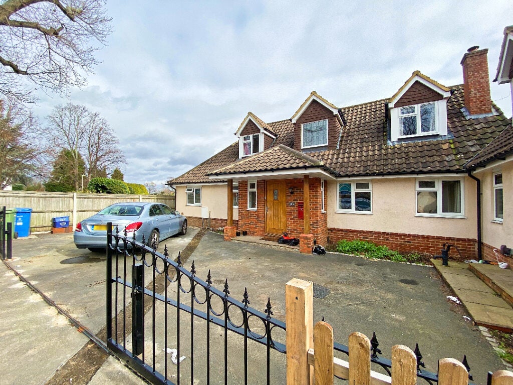 House St John's Road in Rushmoor
