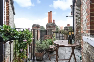 Flat Princes Lane in Greater London