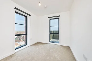 Flat New Road in Greater London