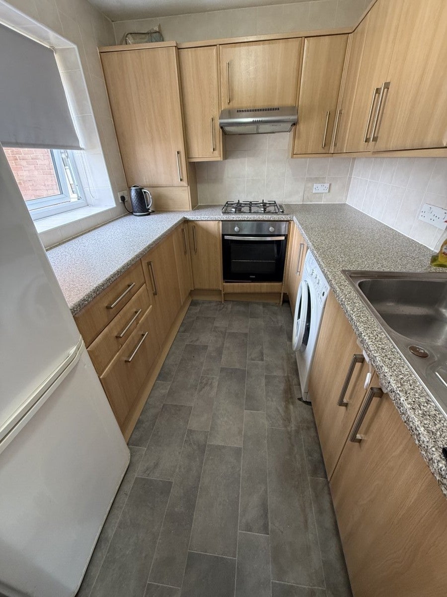 Flat Avalon Close in Greater London