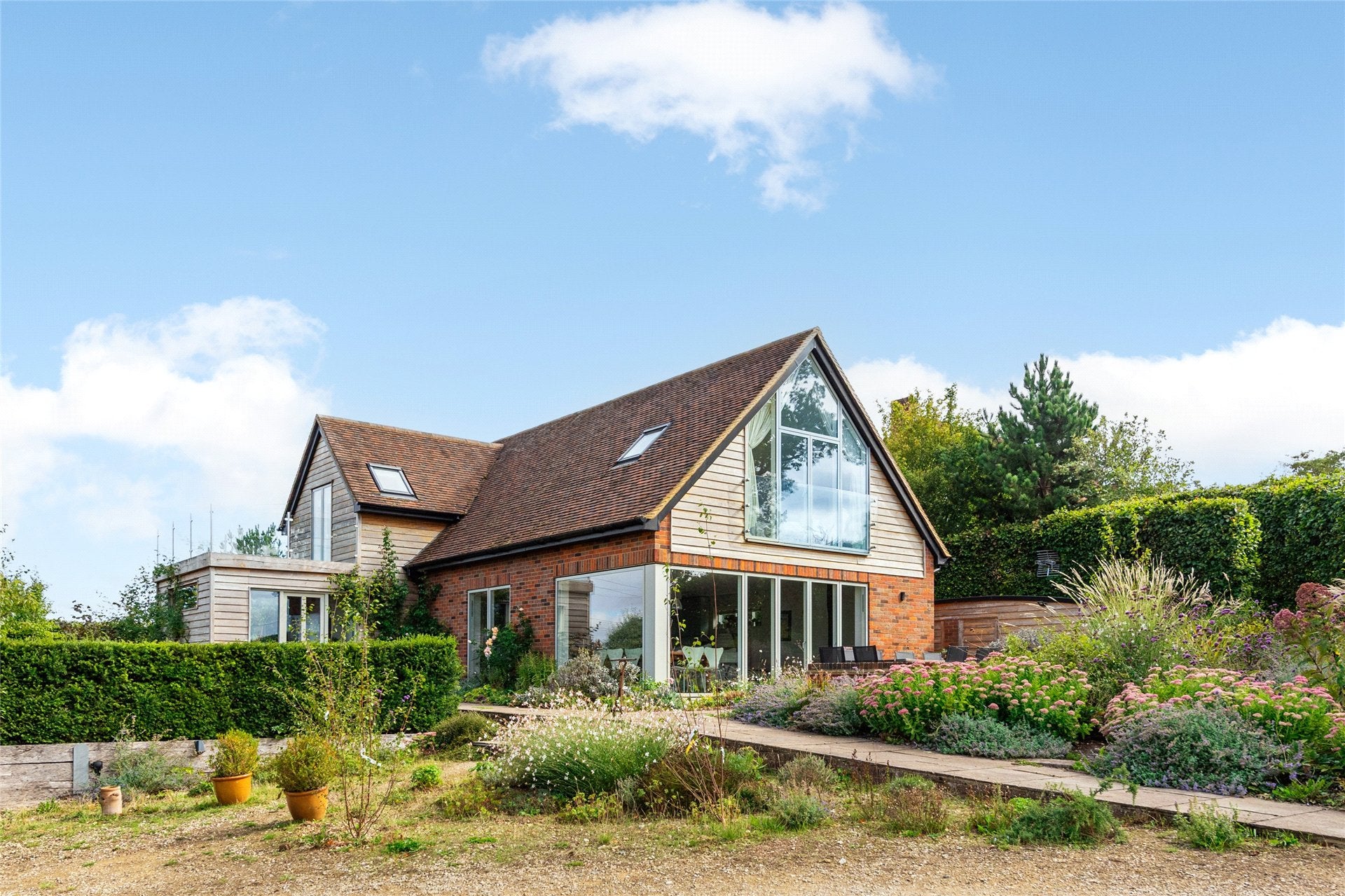 House Pink Road in Lacey Green