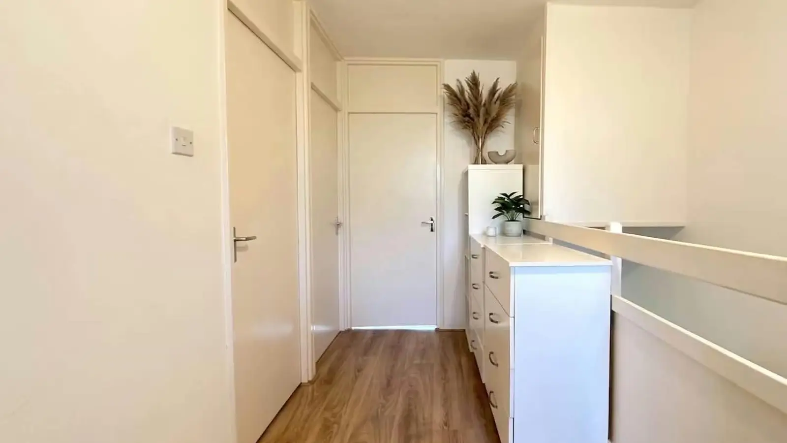 Room Darling Row in Greater London