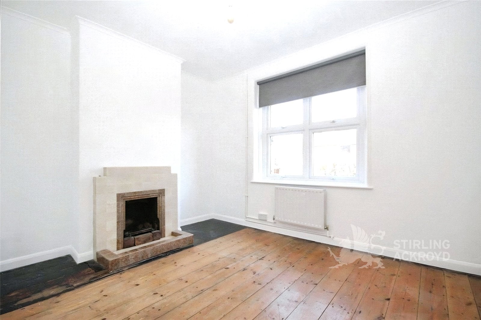 House Walnut Tree Close in Guildford