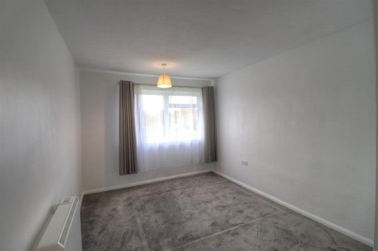 Flat Saint Andrews Road in Wychavon