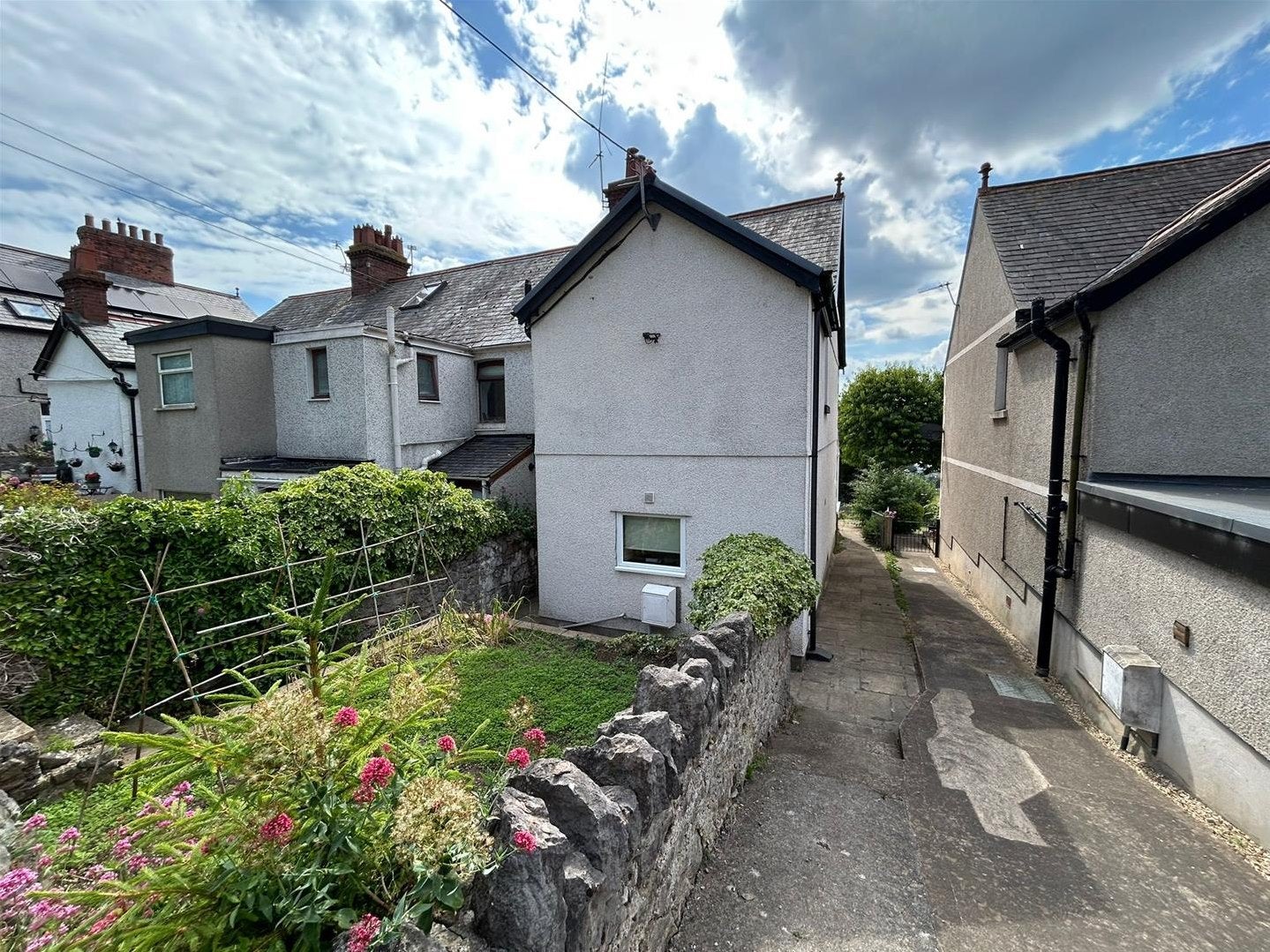 House Pendre Road in Penrhyn-Side