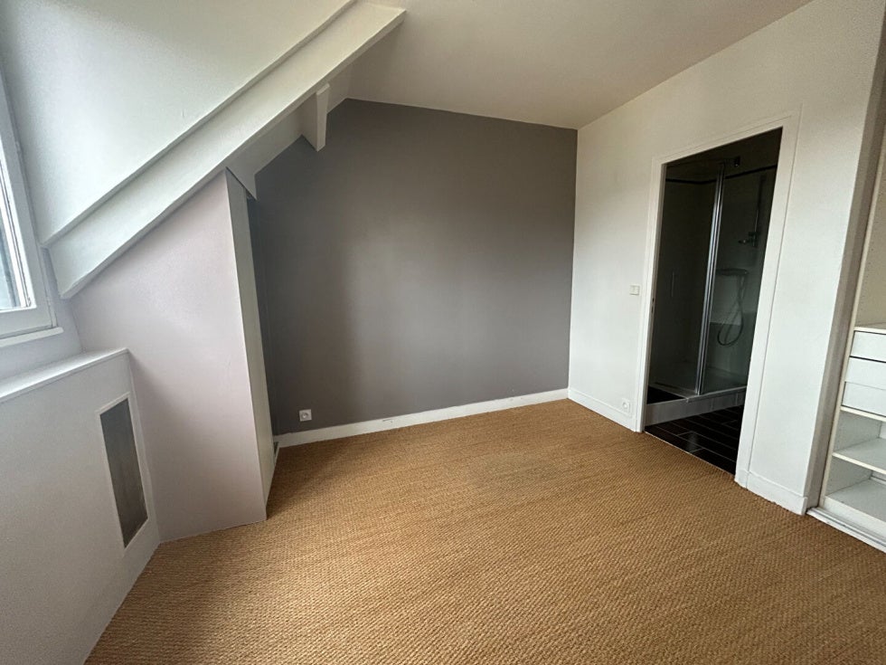 Appartement Impasse des Gendarmes à Versailles