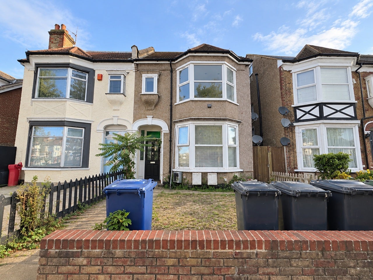 Flat Brigstock Road in Greater London