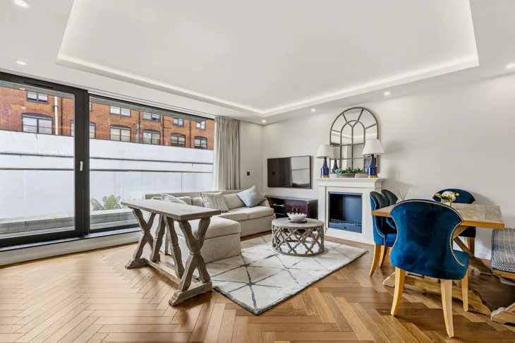 Flat Fulham Road in Greater London