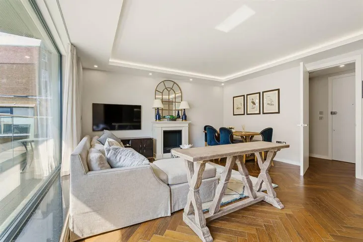 Flat Fulham Road in Greater London