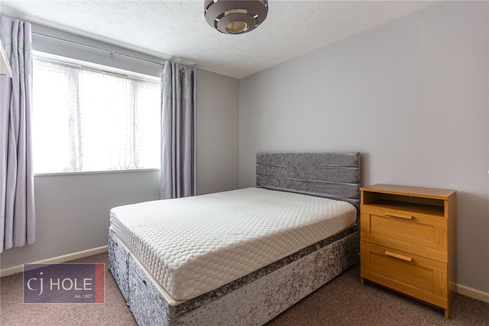 Flat Butlers Close in Bristol