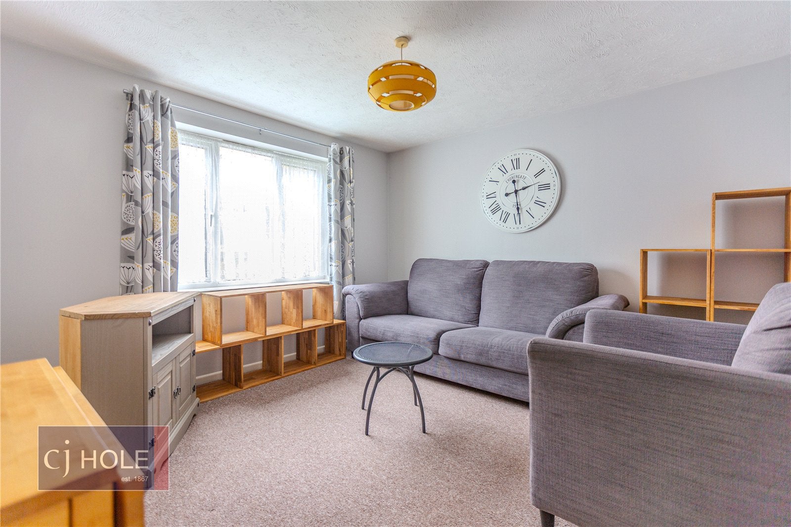 Flat Butlers Close in Bristol