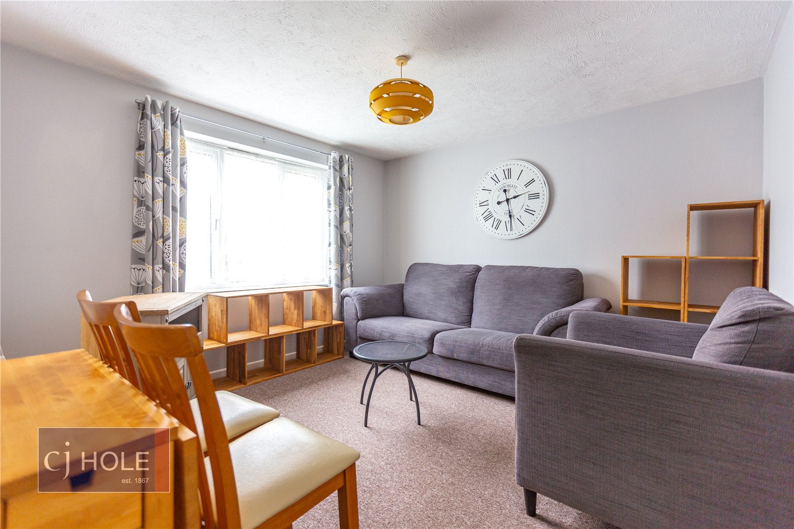 Flat Butlers Close in Bristol