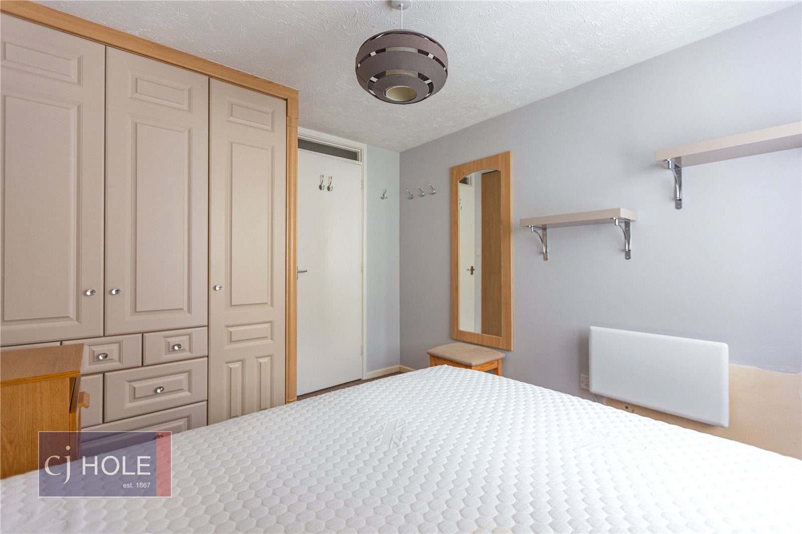 Flat Butlers Close in Bristol