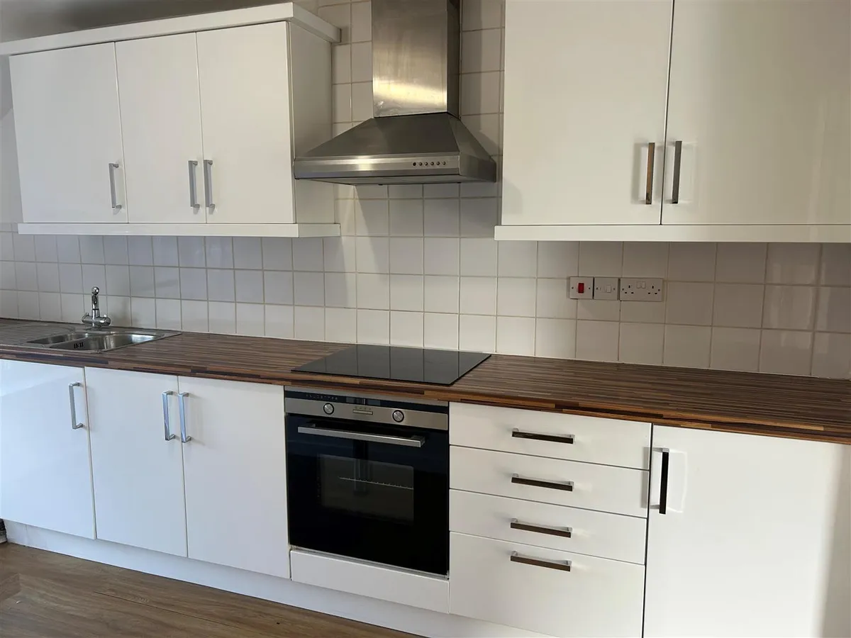 Flat Market Place in Pocklington