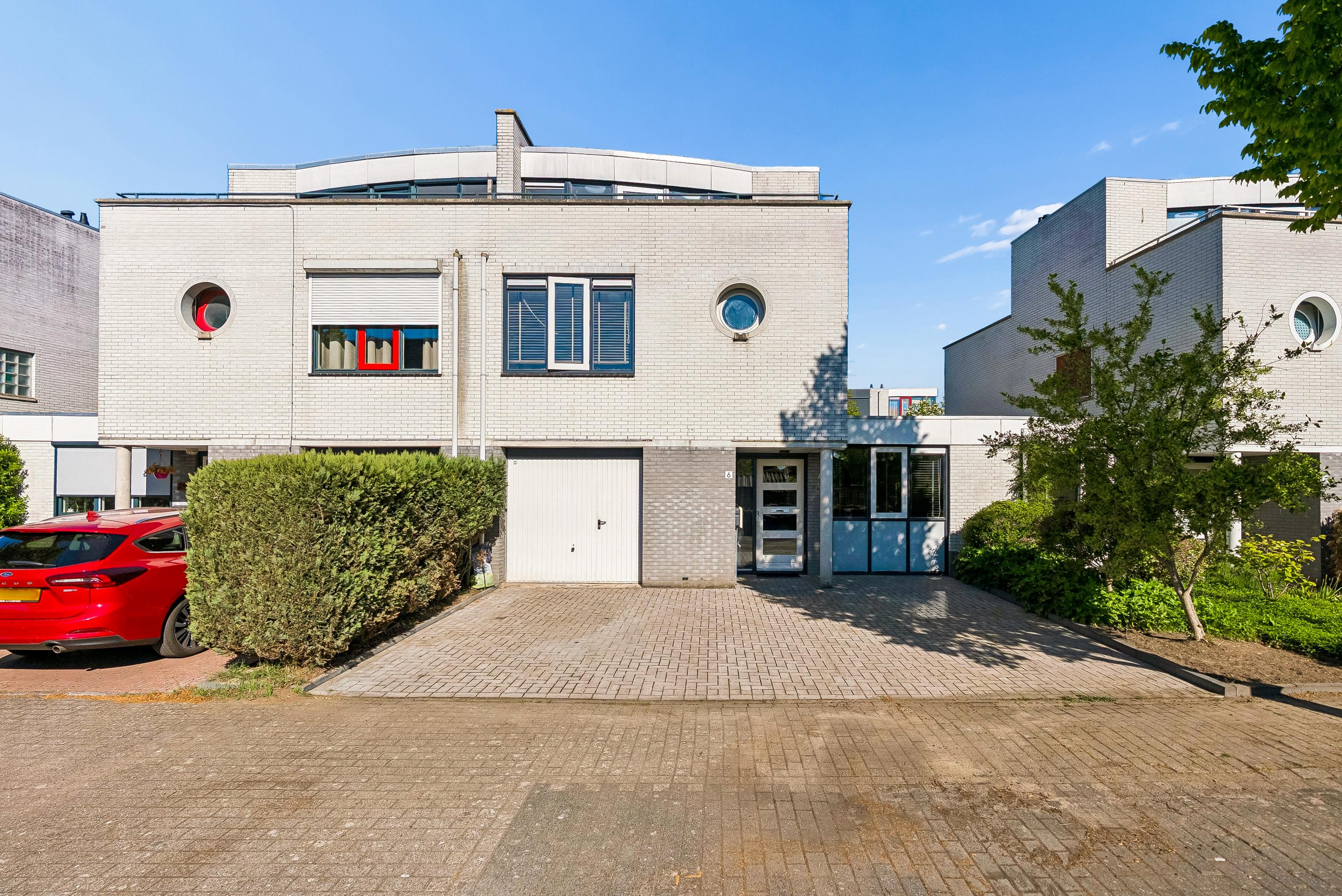 Huis Leguaanstraat 6 in Almere