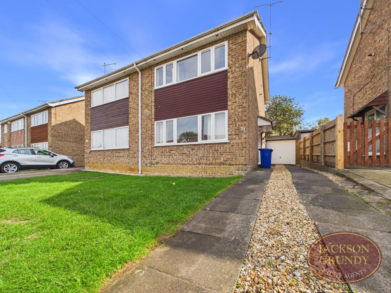 House Pondbank in Blisworth