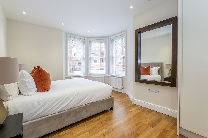 Flat King Street in Greater London