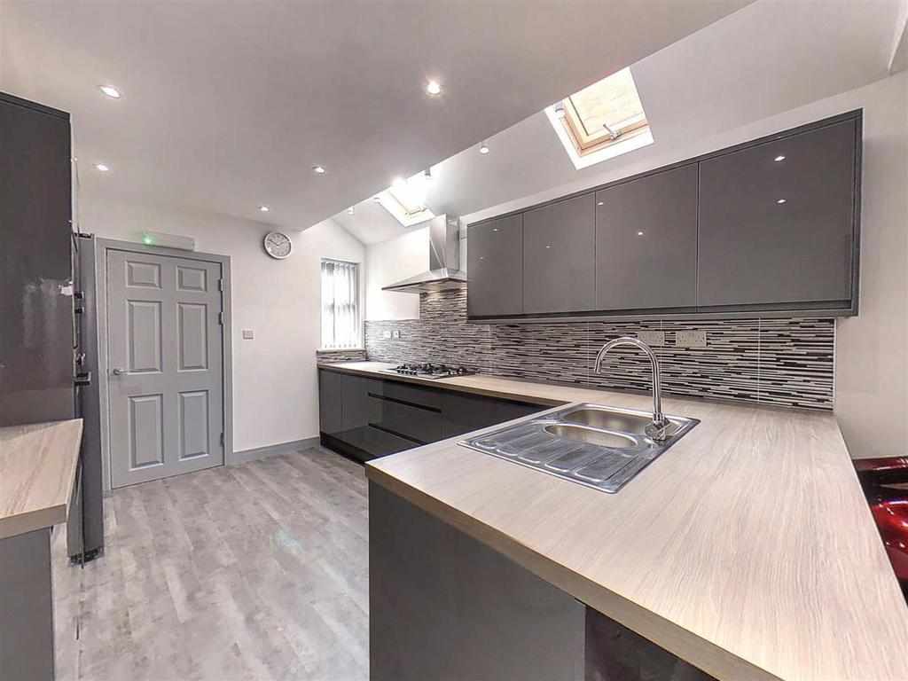 Flat Dawlish Road in Birmingham